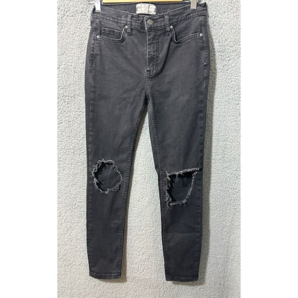 Free People Womens Size 27  Black Denim Distressed Raw Knee Jeans